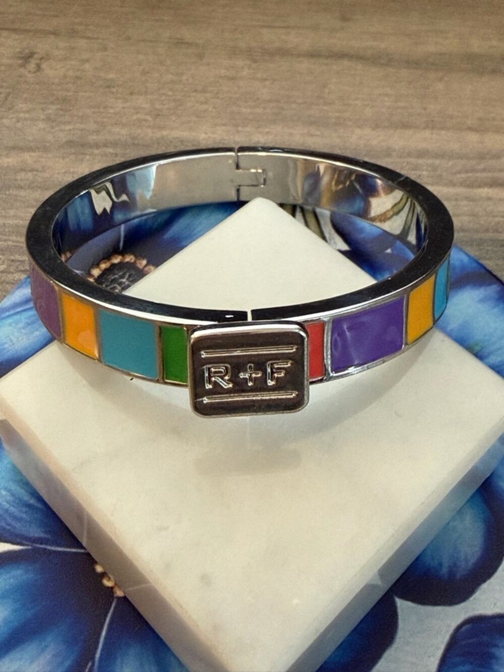 R+F Rodan and Fields Colorful Enamel Silver Hinged Bangle Bracelet #663